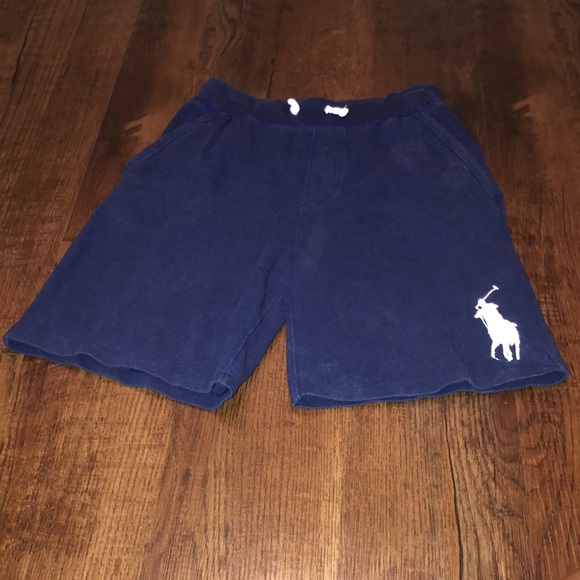 Great deal! Two polo sweat shorts - Picture 2 of 2